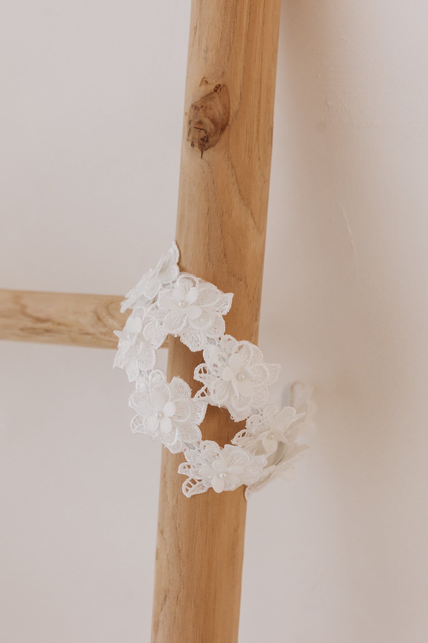 Flower Headband, White