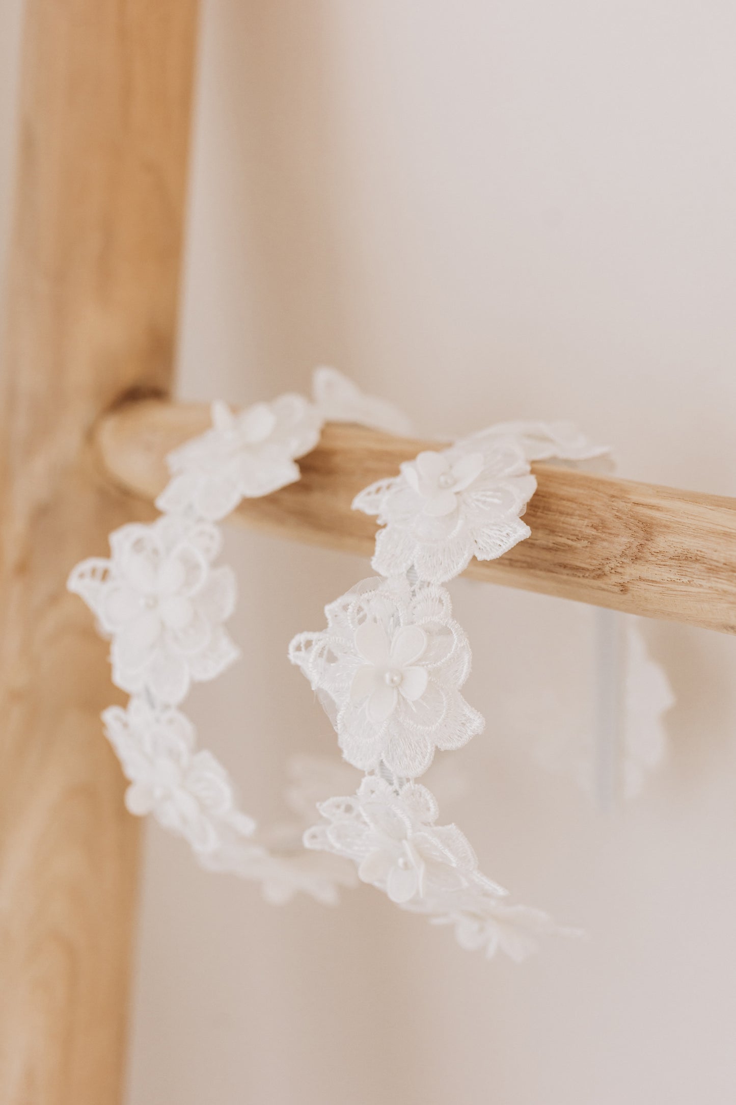 Flower Headband, White