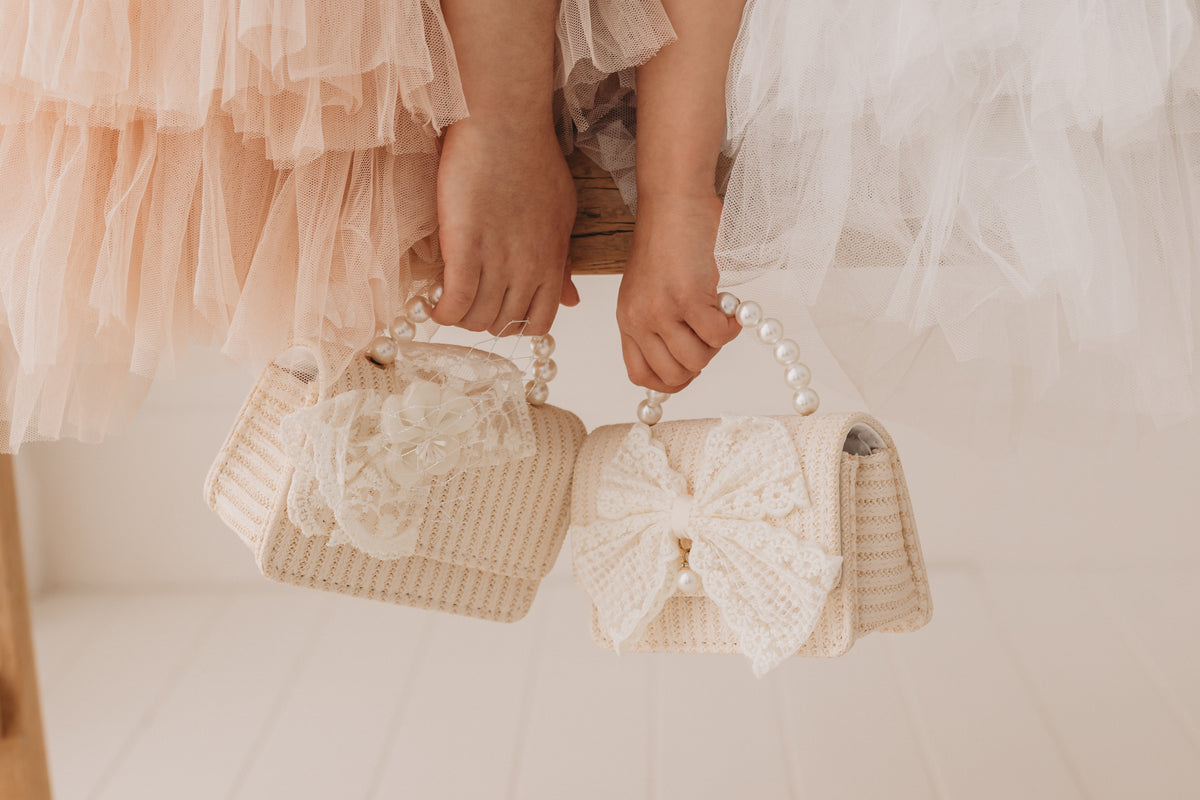 Lace Bow II